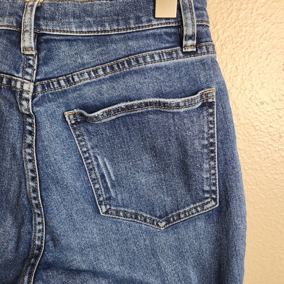 PacSun Womens |26| Vintage Icon Raw Hem Mid Rise Cropped Medium Wash Jeans - Picture 7 of 12
